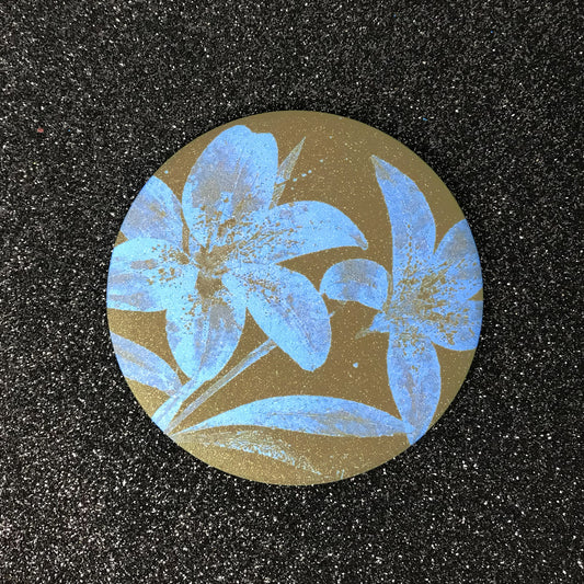 Moss blue twin lily pocket mirror with olive green background