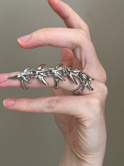 Gothic full finger ring with polished silver-tone thorns and open structure